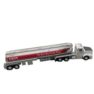 exxon coin bank 04543 limitied edition 1999 die cast READ